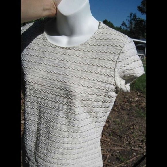 Freebie/ Previously White Textured Patterned Material Shirt Polyester Small - Picture 4 of 7